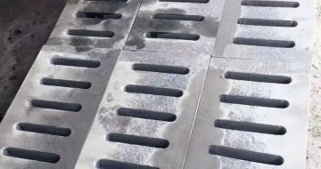 来宾 芝麻灰石材沟盖板