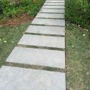 来宾 芝麻黑小区踏步、汀步石铺装效果