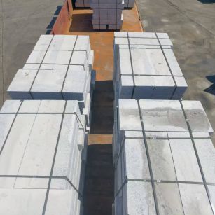 来宾 路沿石装车出货