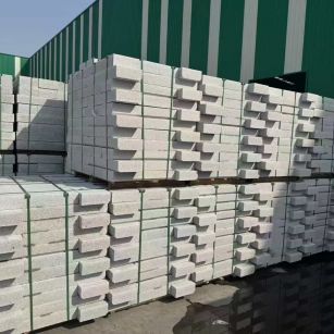 来宾芝麻白路沿石