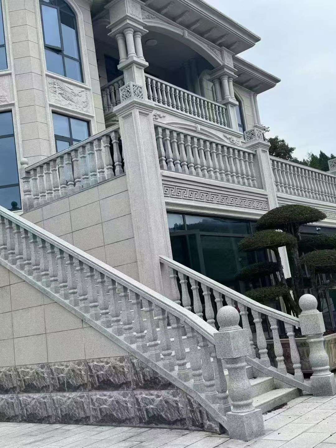 来宾 芝麻白别墅，栏杆