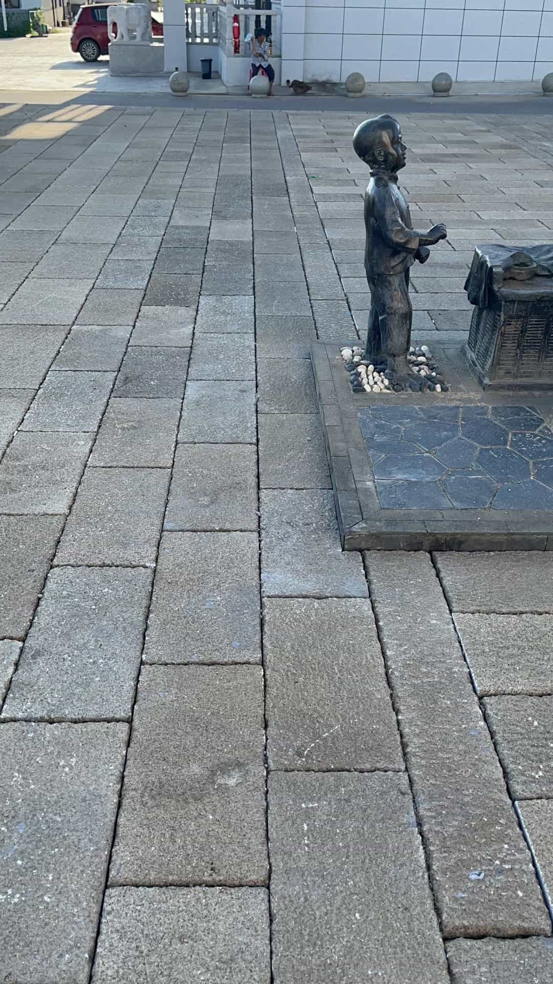 来宾仿古石铺装效果