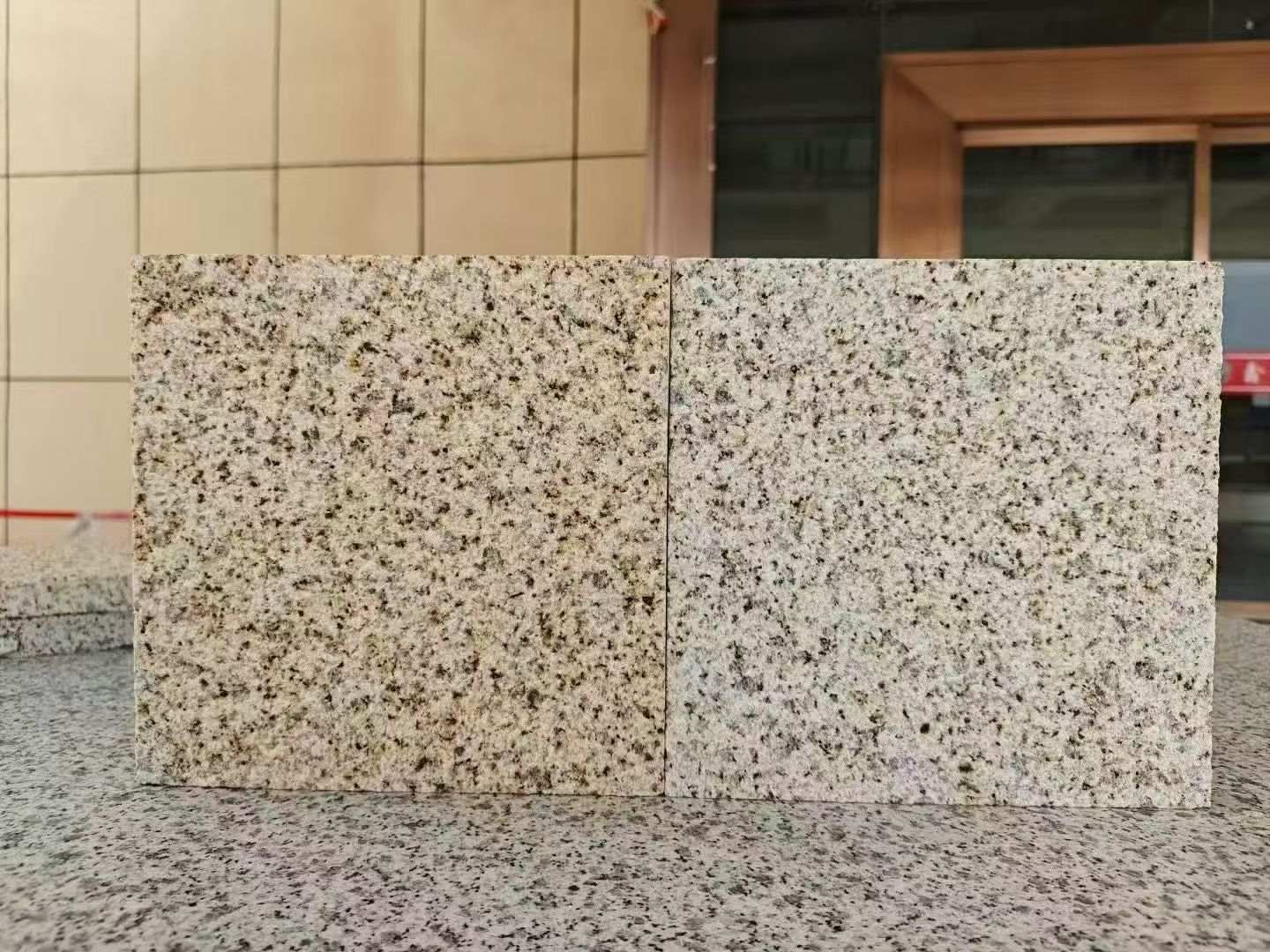 来宾 黄金麻荔枝面，中黄与浅黄