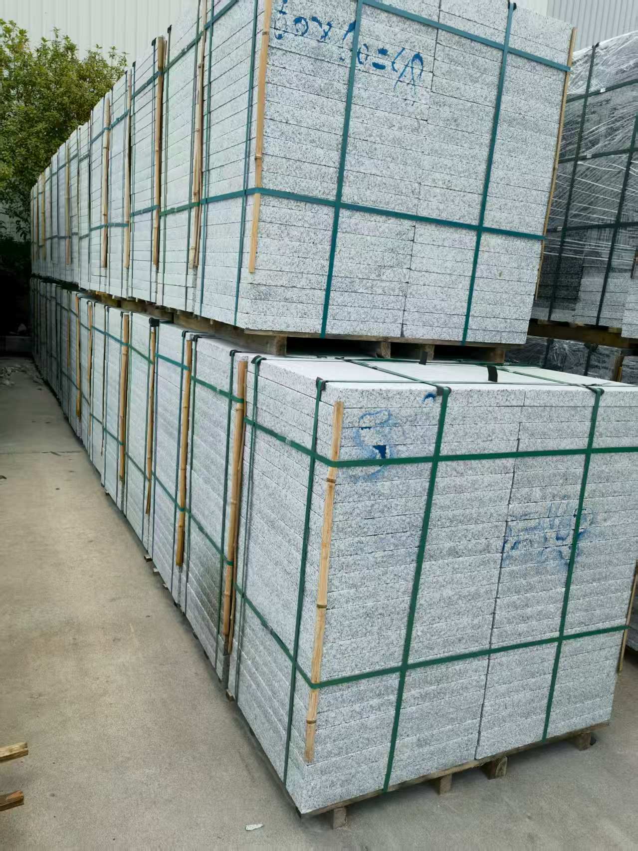 来宾 大花芙蓉白火烧成品，市政园林广场地铺石